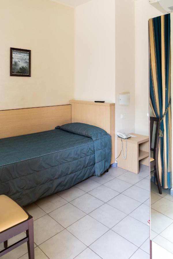 Single Room,1066584967:JPEG