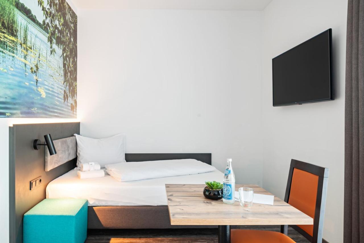 Deluxe Single Room