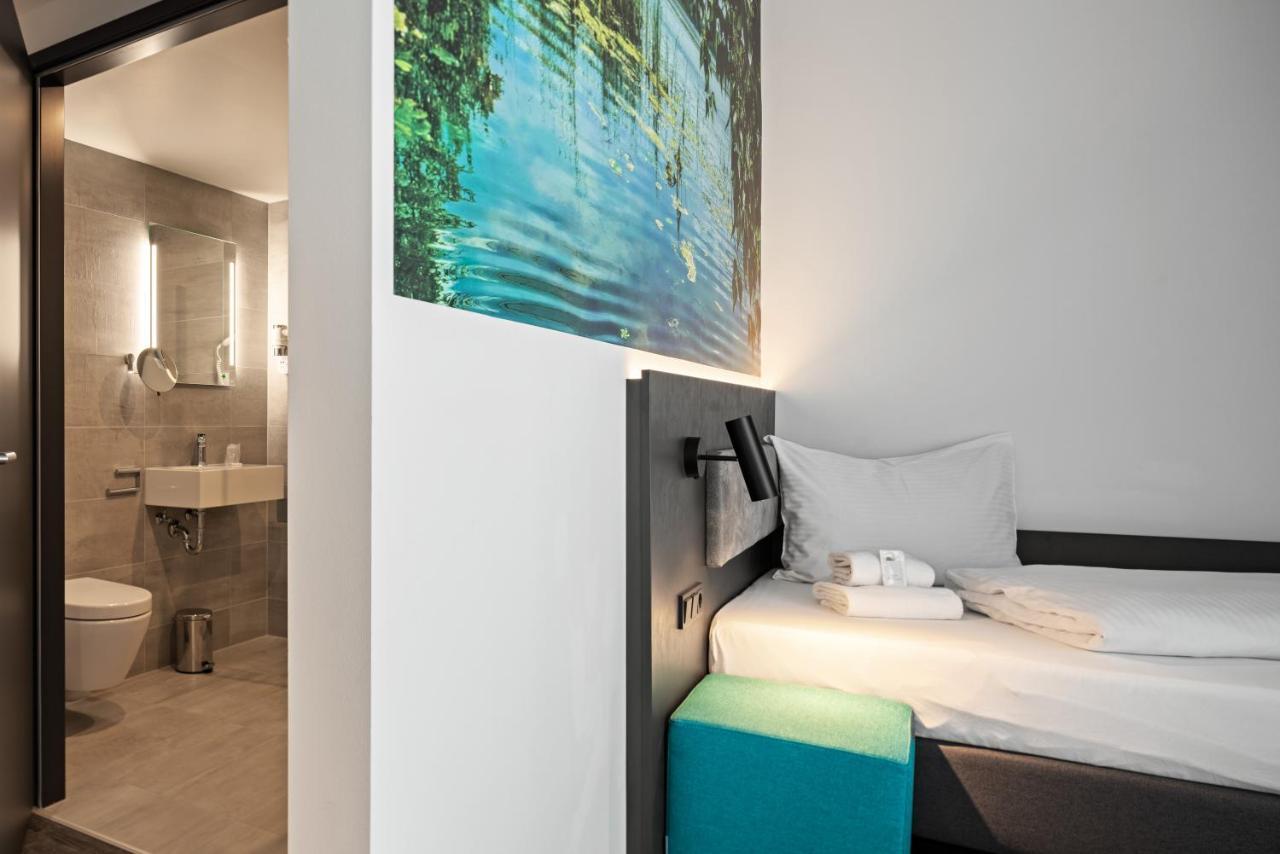 Deluxe Single Room