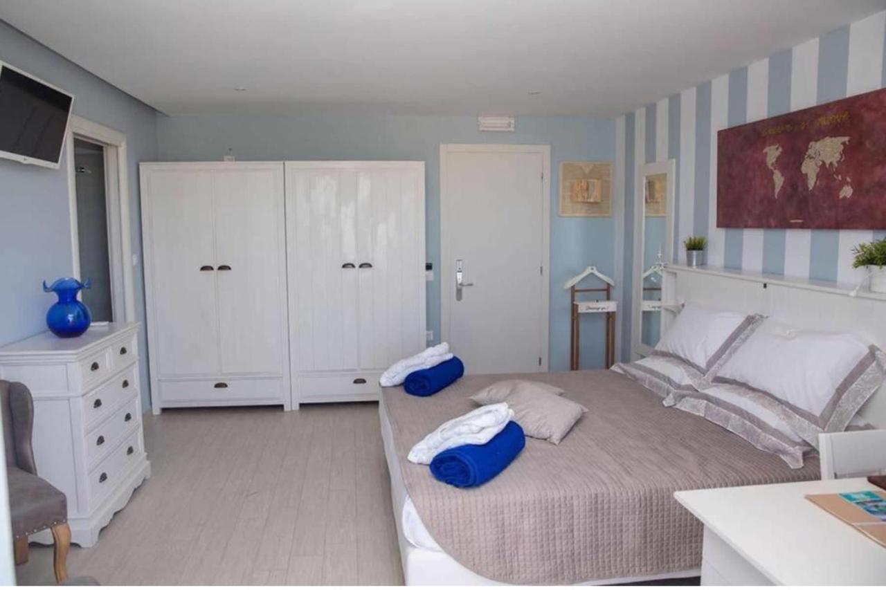 Junior Suite mit seitlichem Meerblick