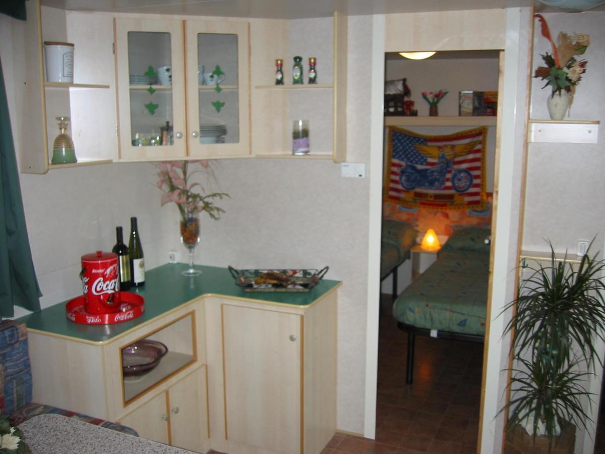 Mobile Home,1129913238:JPEG
