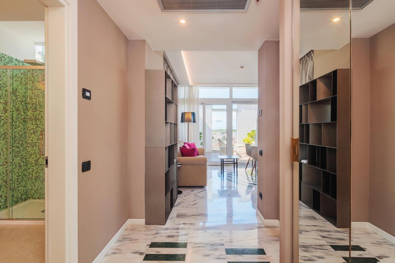 Executive Suite with Terrace,1157132739:JPEG