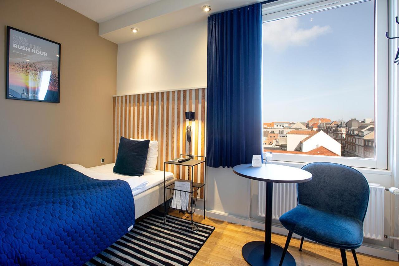 Standard Single Room,1207414522:JPEG