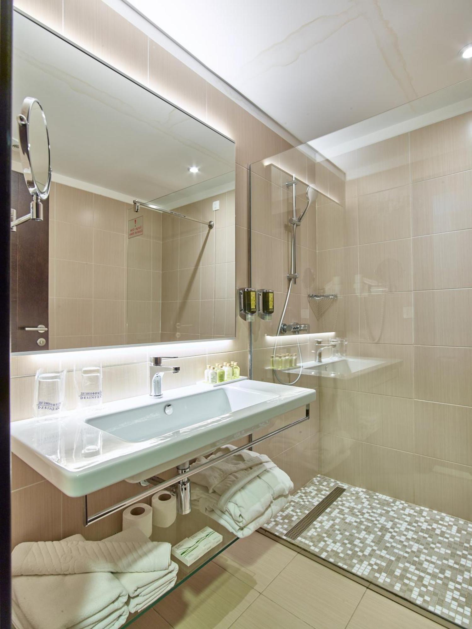 Studio with Terrace,1600567488:JPEG