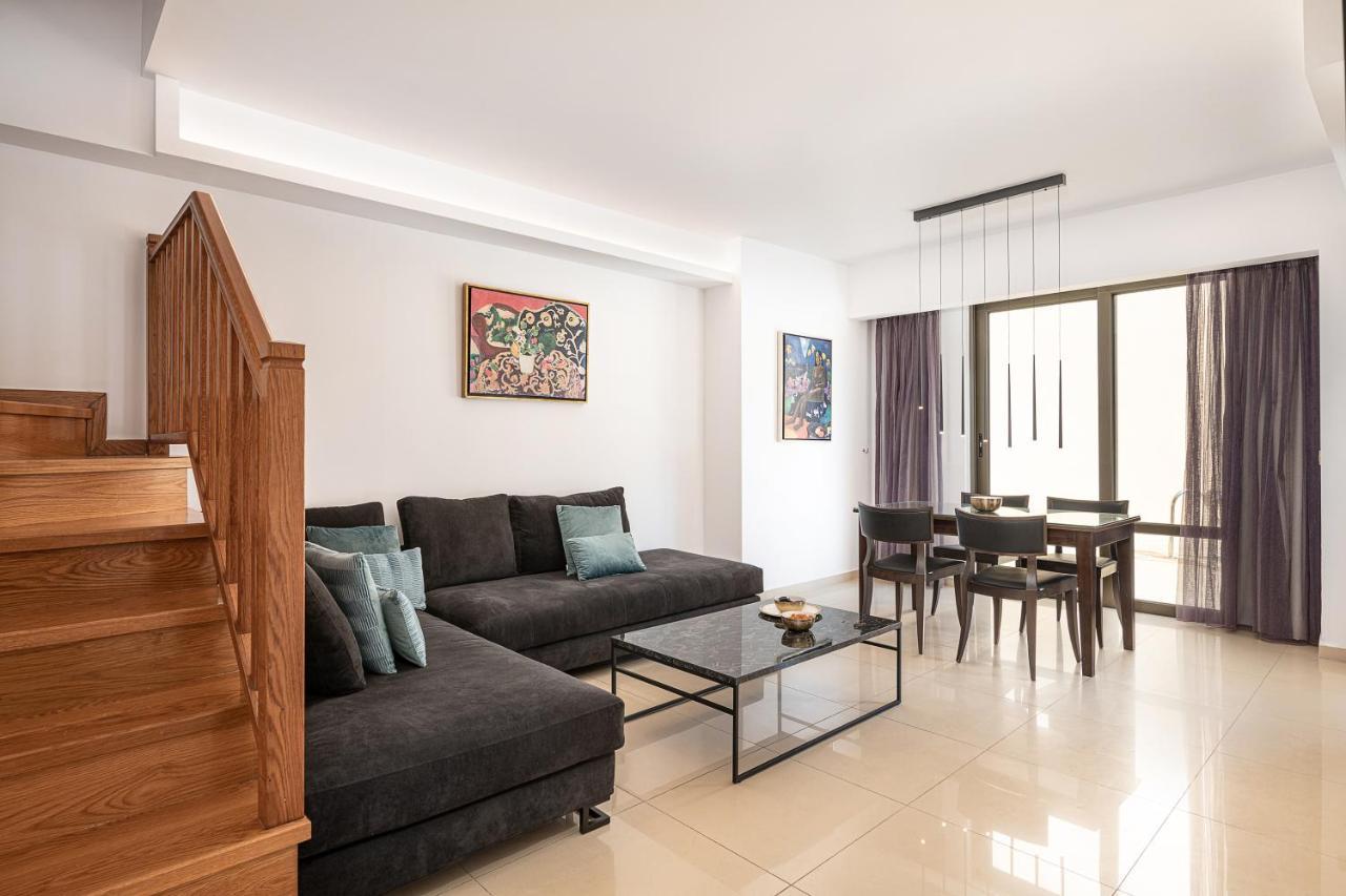 Two-Bedroom Suite with Private Pool and Spa Bath,1259861755:JPEG