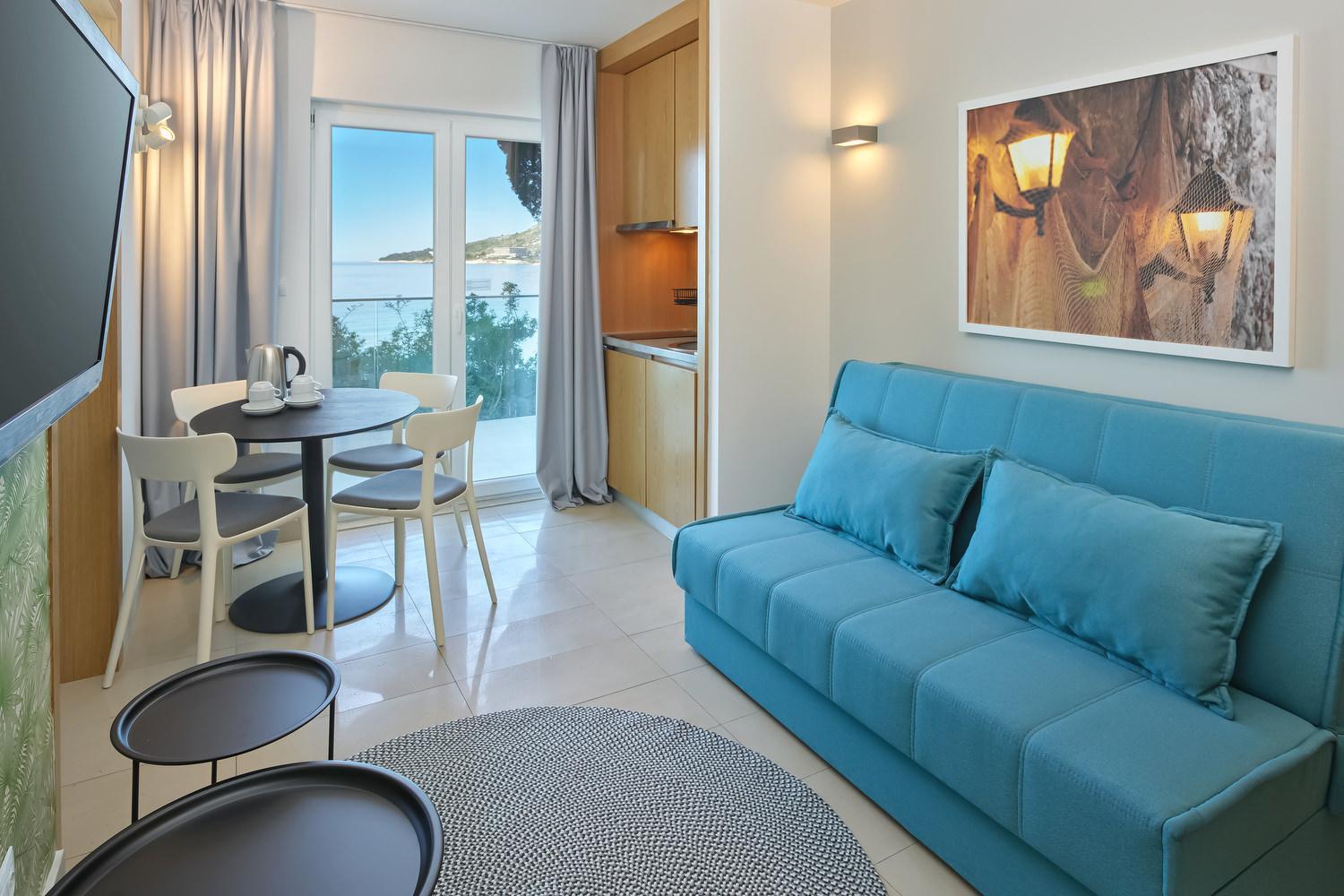 Standard Apartment mit Meerblick für 4 Personen