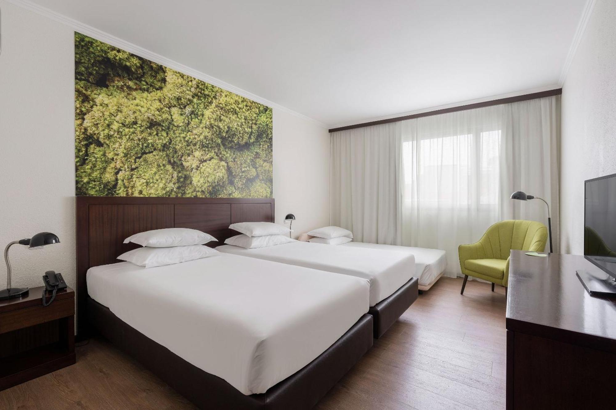 Doppel-/Zweibettzimmer mit Zustellbett