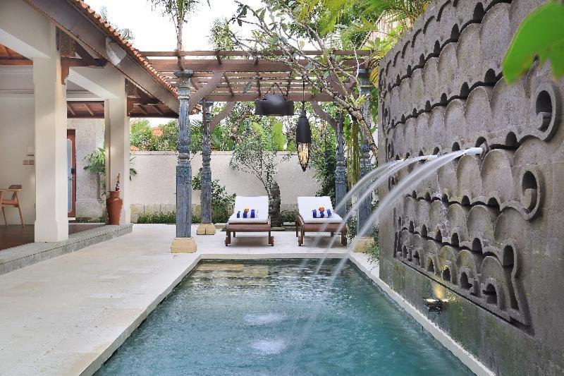 Villa mit 2 Schlafzimmern und privatem Pool