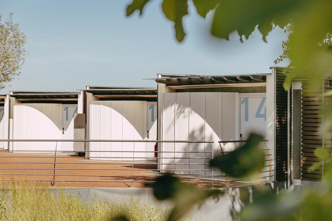 Shore Pavillon mit Seeblick