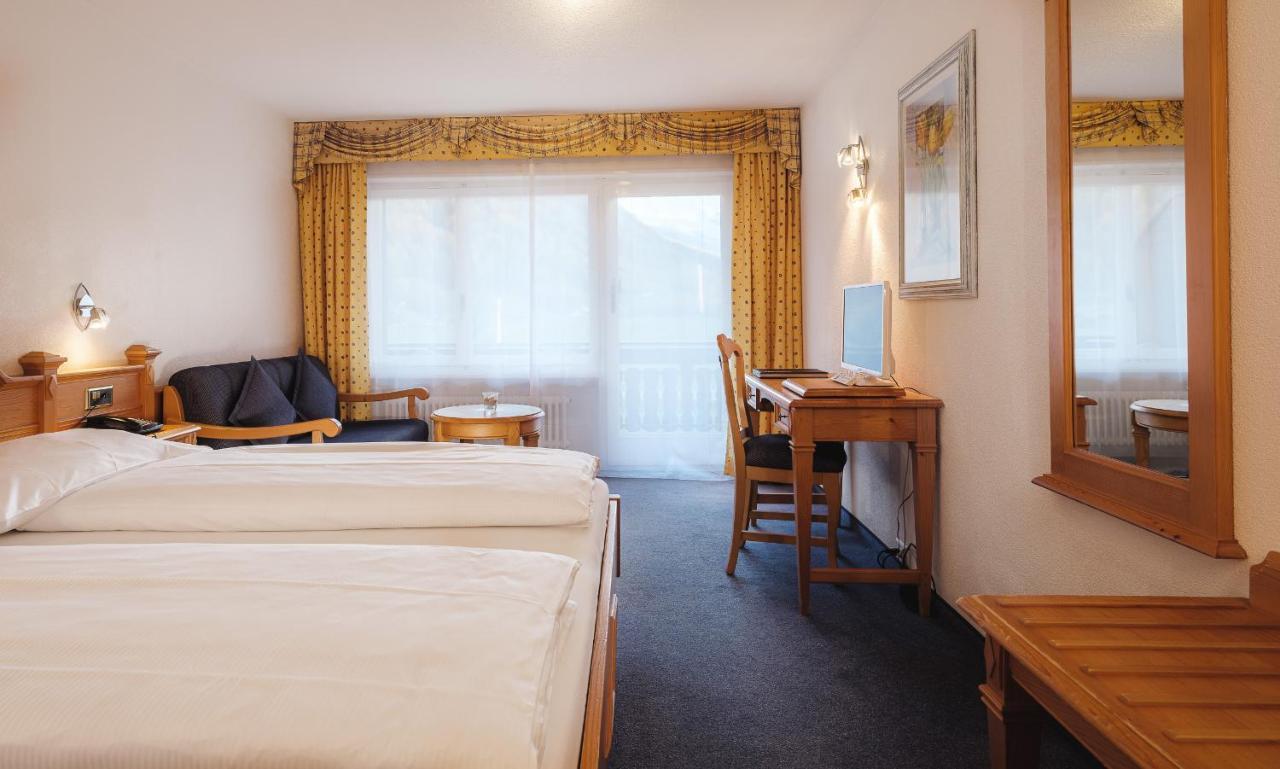 Double Room Panorama,1323111487:JPEG