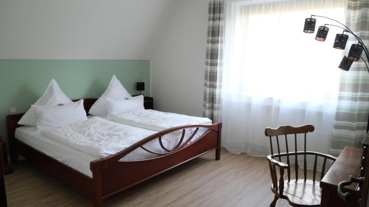 Deluxe Doppelzimmer (2 Erwachsene & 1 Kind)