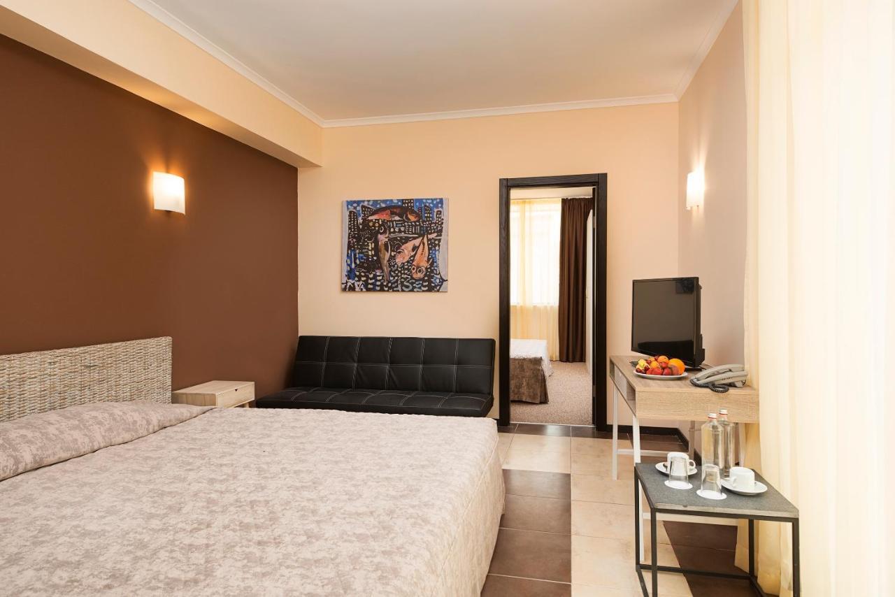 Familiensuite (2 Erwachsene + 2 Kinder)
