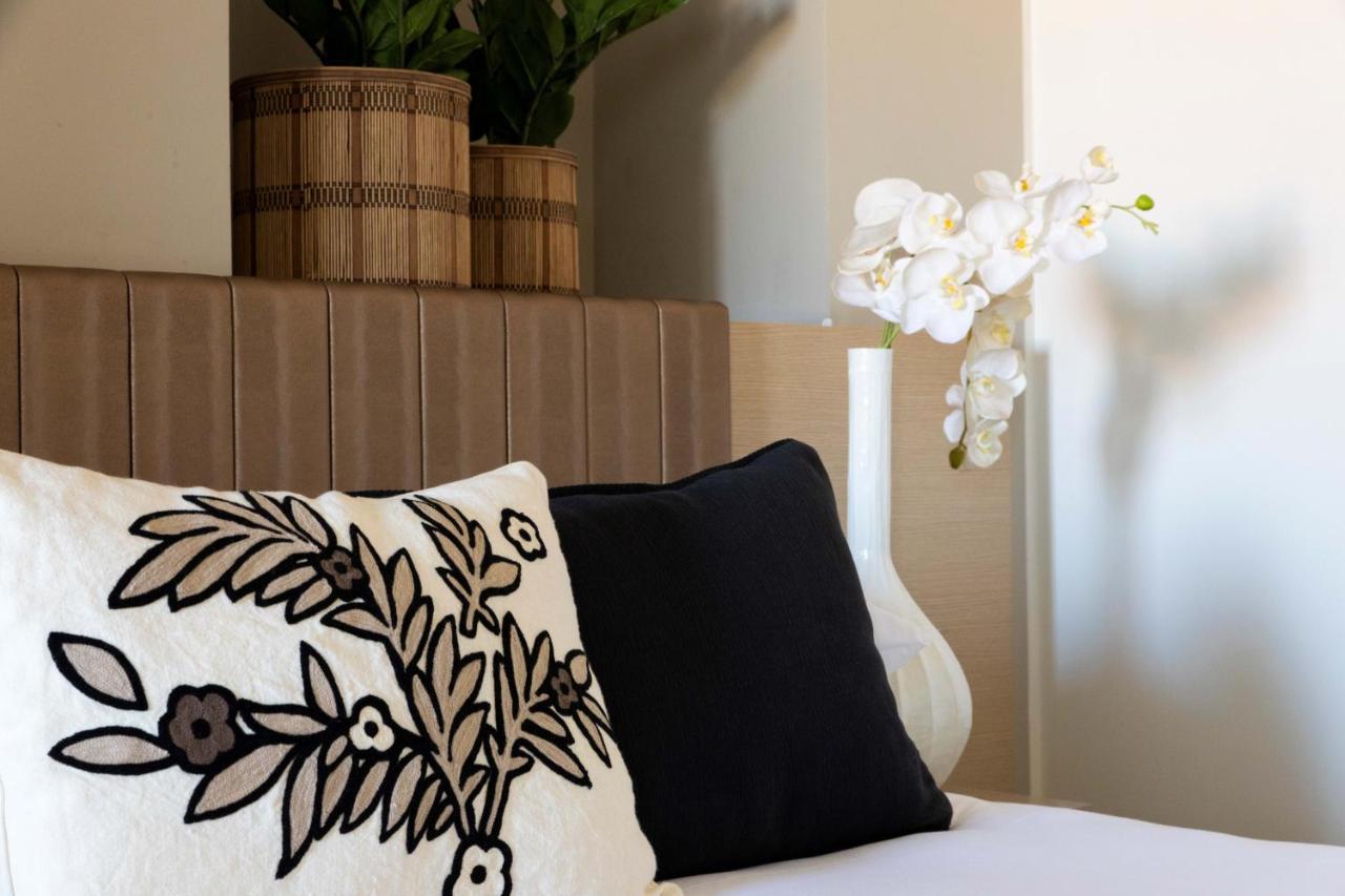Superior Doppelzimmer mit Balkon und Blick auf den Innenhof, Marinefriedhof und das Meer