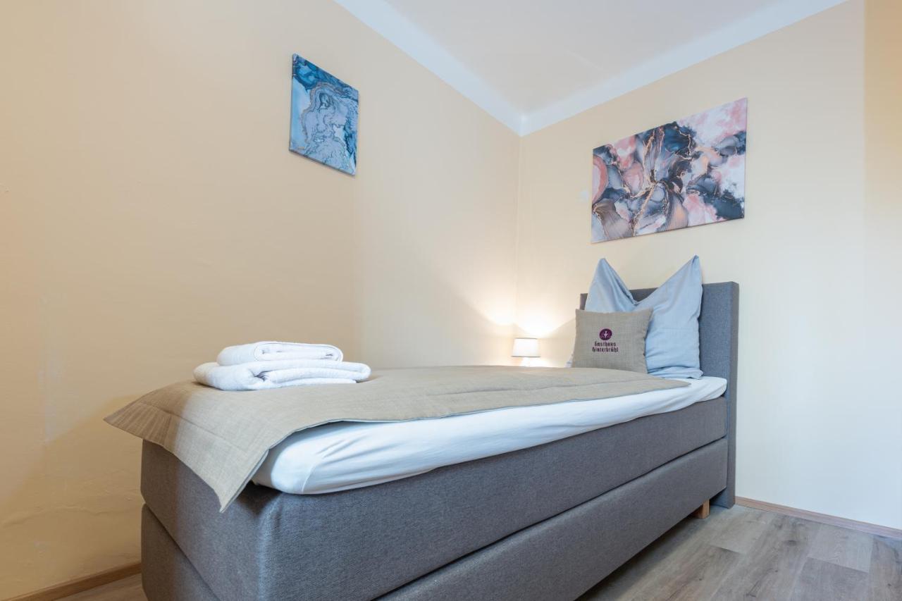 Single Room with Shared Bathroom Garden View,1356670010:JPEG