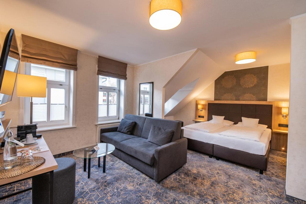 Apartment,1370640785:JPEG