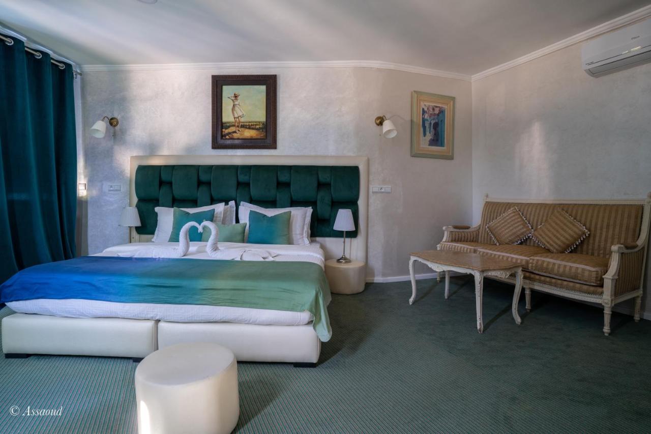 Doppelzimmer mit Poolblick