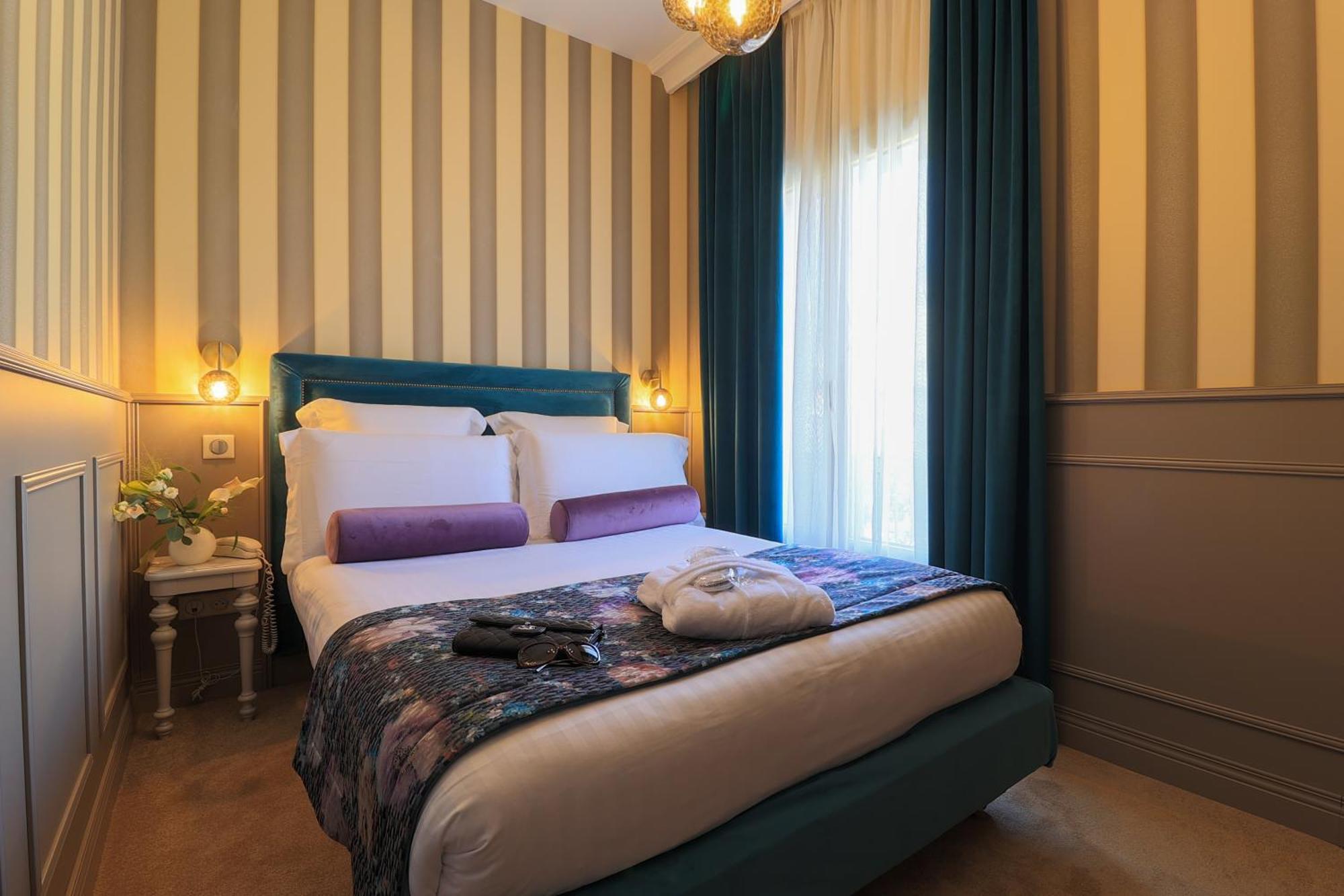 Single Room,1498873303:JPEG