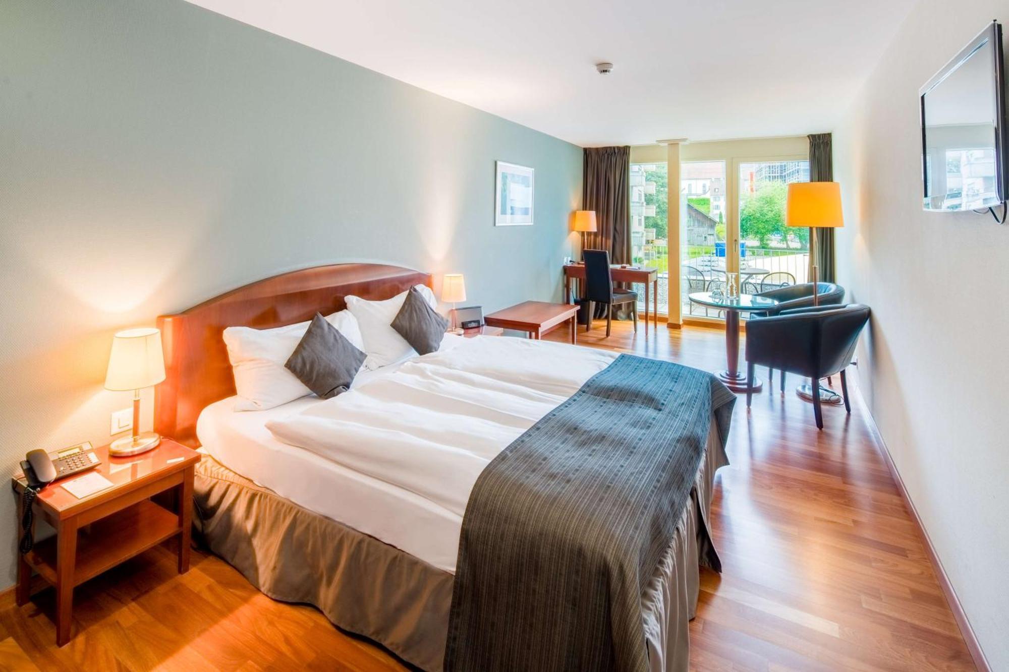 Executive Twin Room with Balcony,1498571317:JPEG