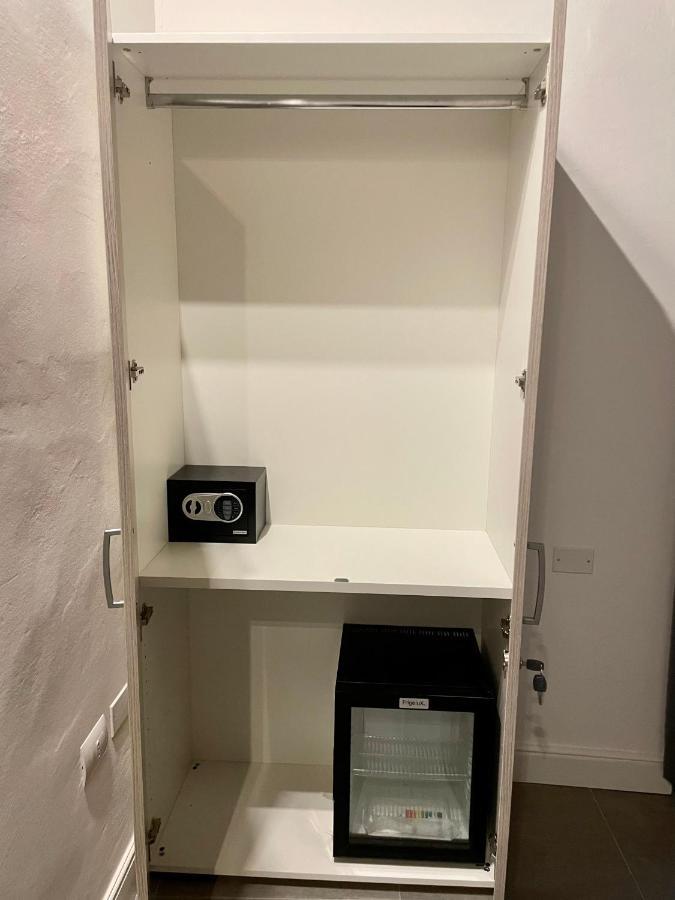 Deluxe Room,1546415947:JPEG