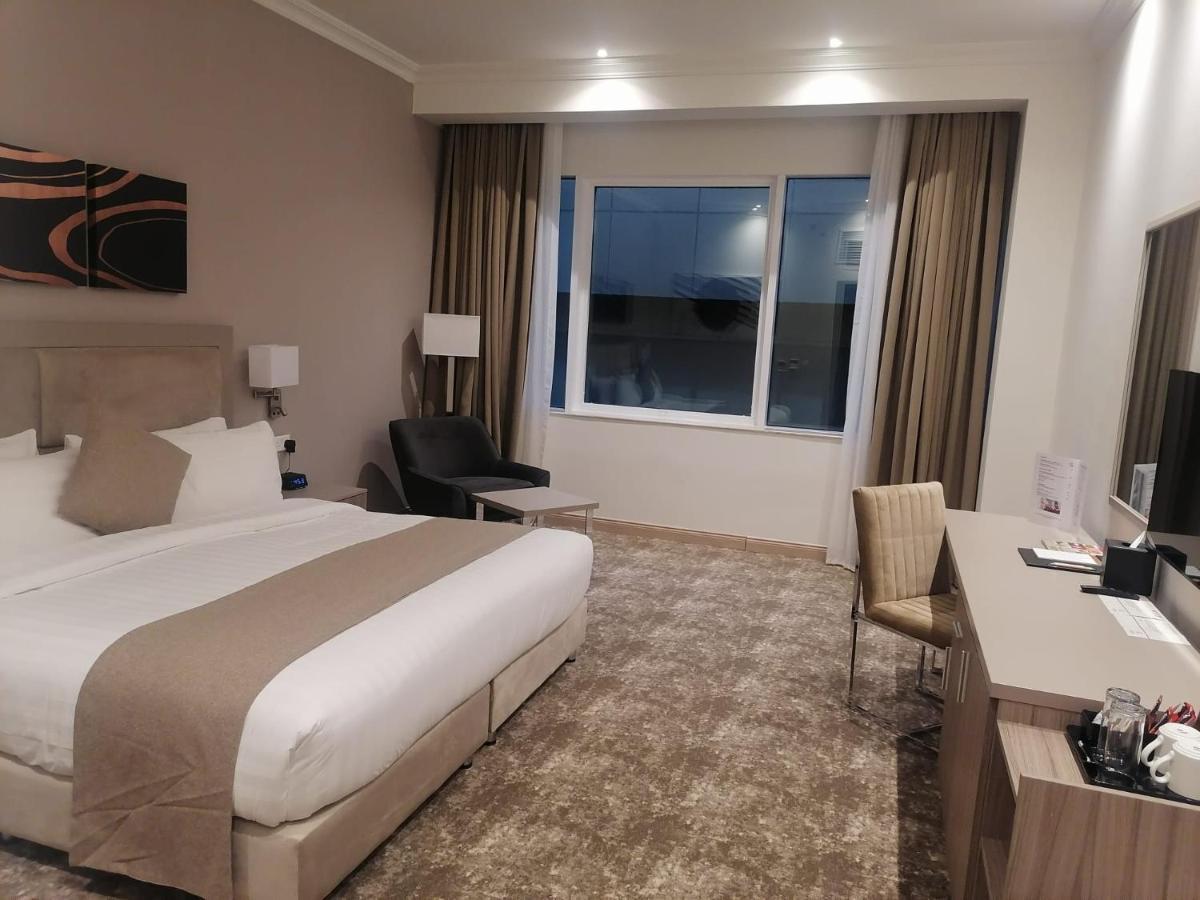 Superior Zimmer mit Kingsize-Bett