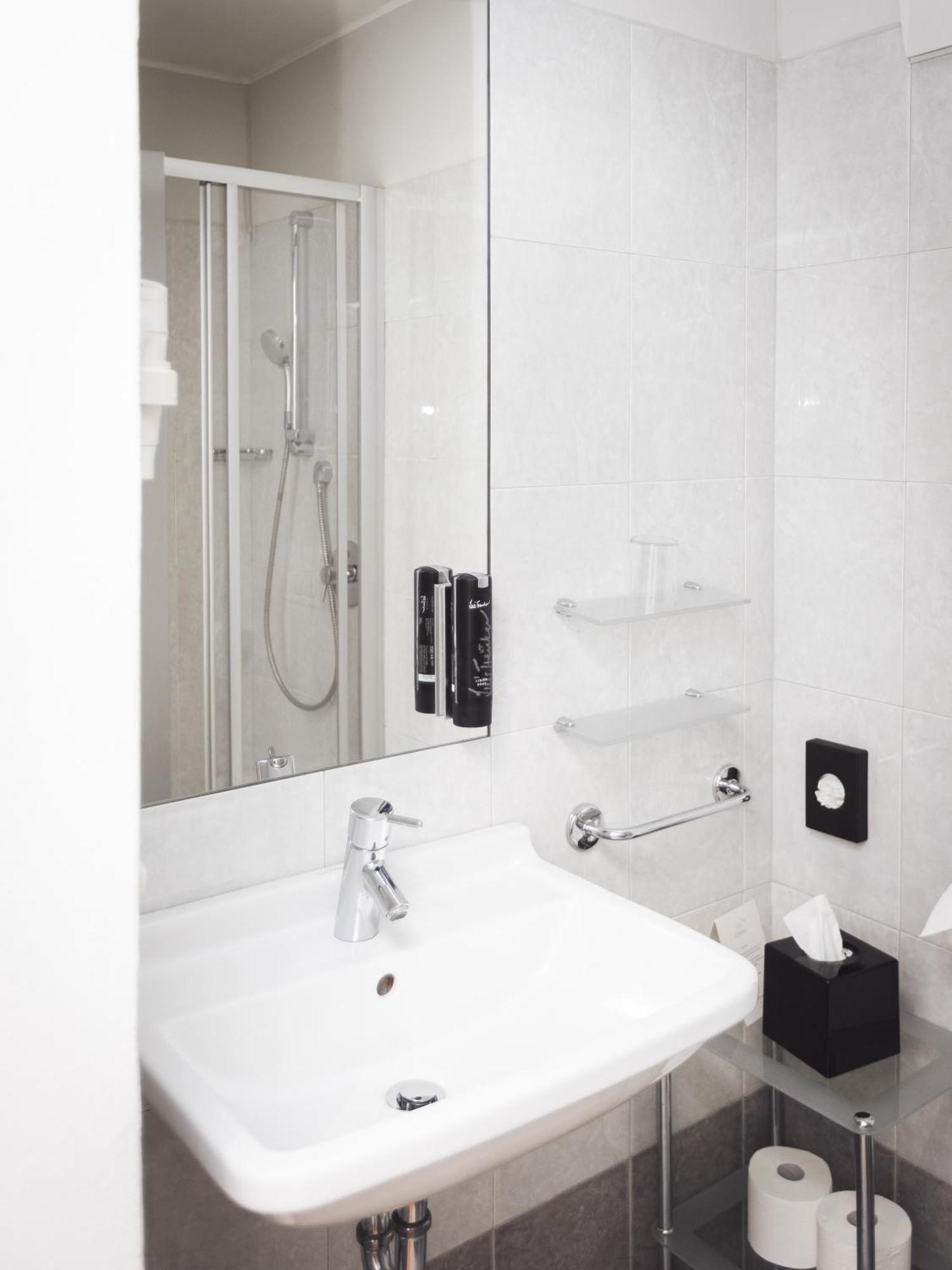 Single Room - Annex,1641742114:JPEG