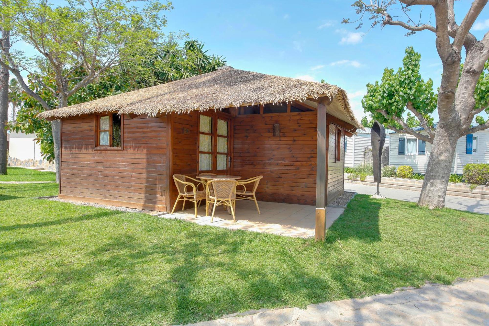 Deluxe Bungalow mit Gartenblick