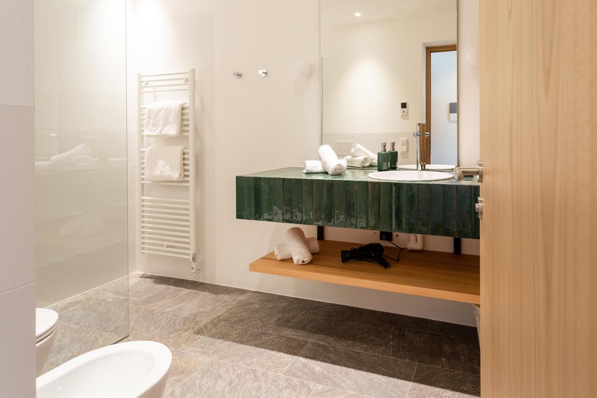 Romantik Suite mit Sauna, Balkon und Bergblick