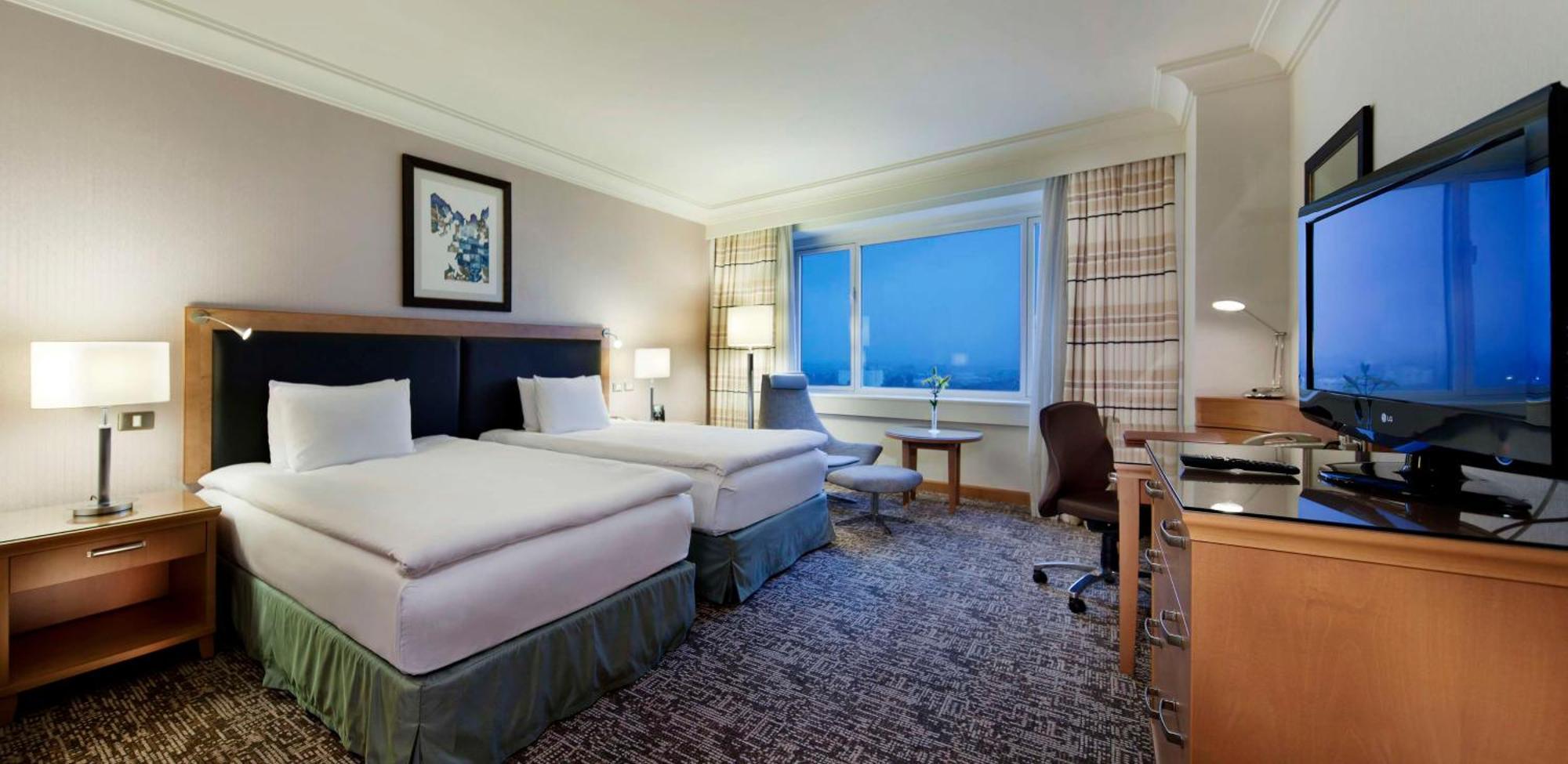 Zweibettzimmer mit Flussblick
