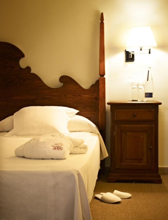 Double or Twin Room,227975486:JPEG