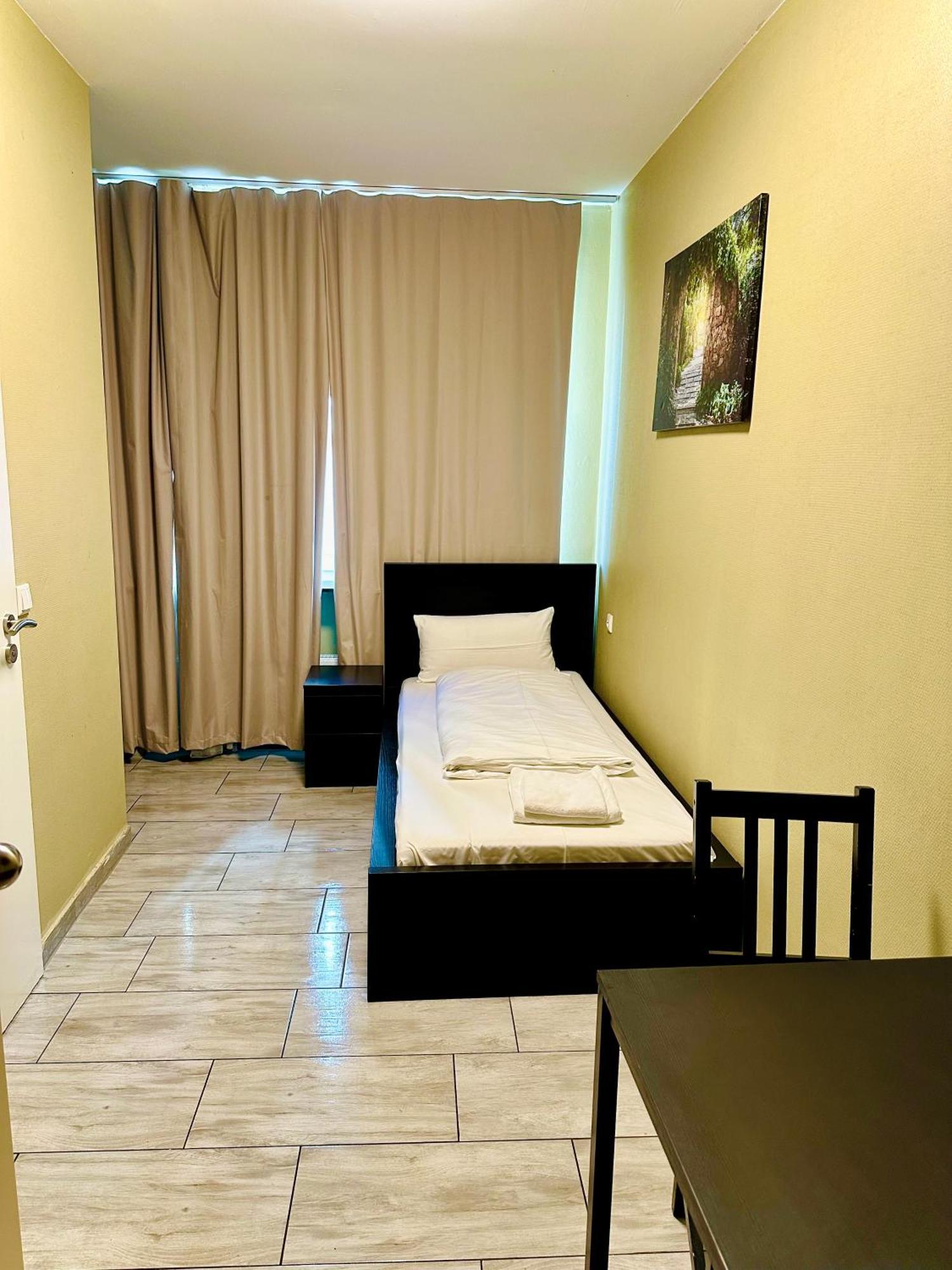 Standard Single Room,1618818798:JPEG
