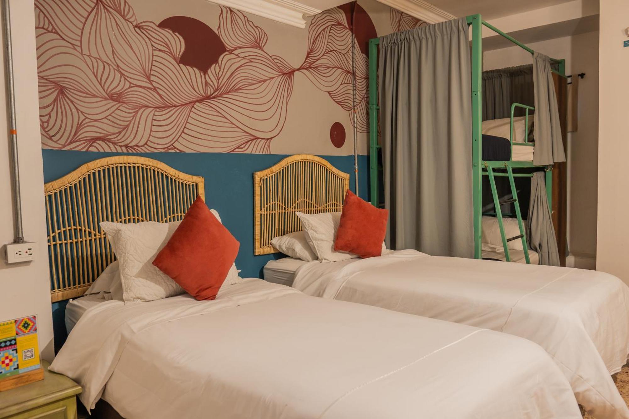 Standard Quadruple Room,1565556631:JPEG