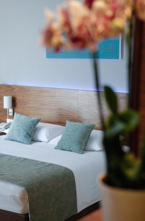 Comfort Doppelzimmer mit Balkon und Gartenblick