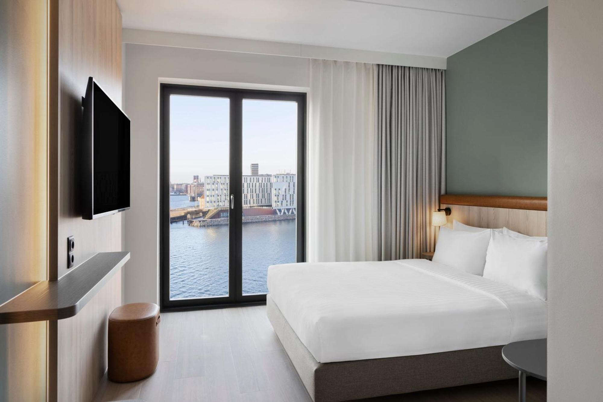 Zimmer mit Queensize-Bett und Meerblick