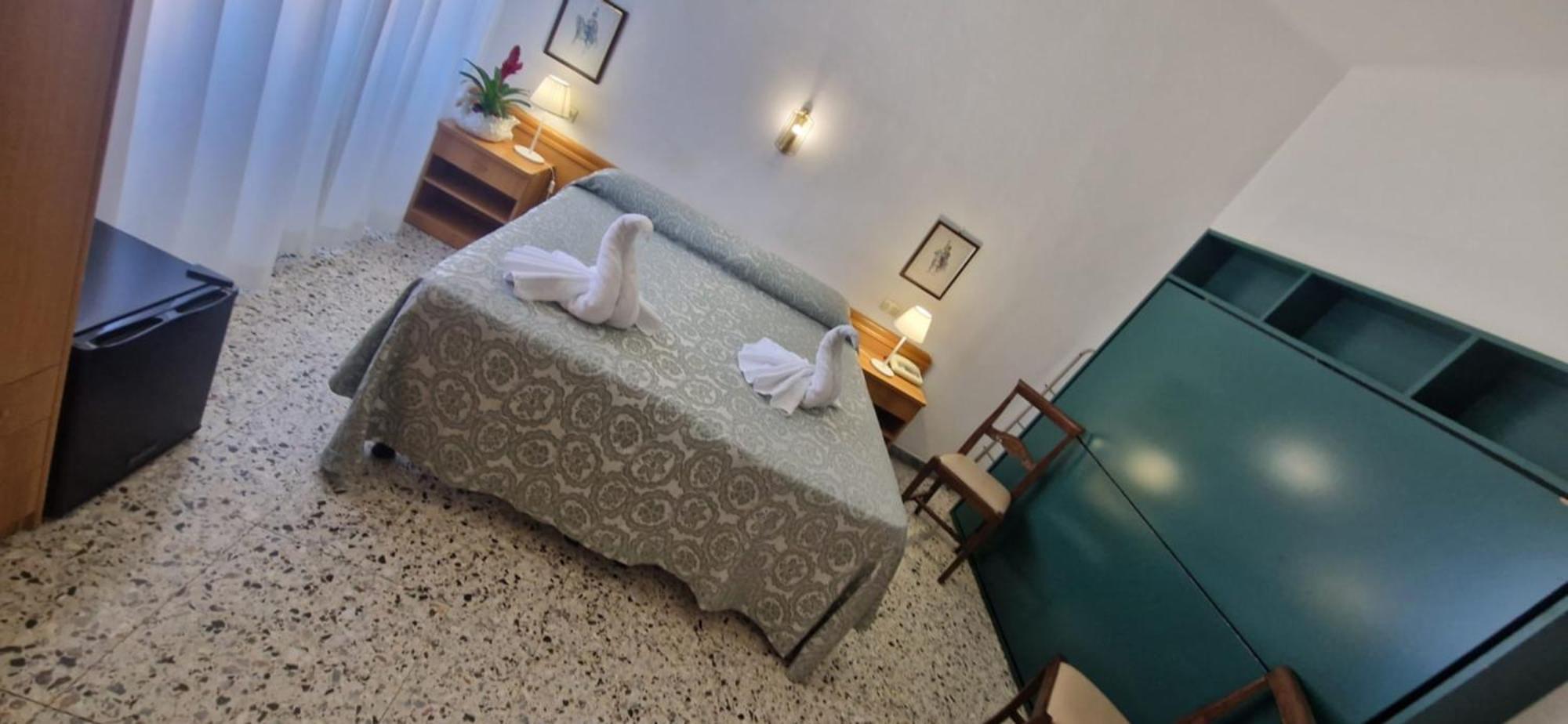Dreibettzimmer