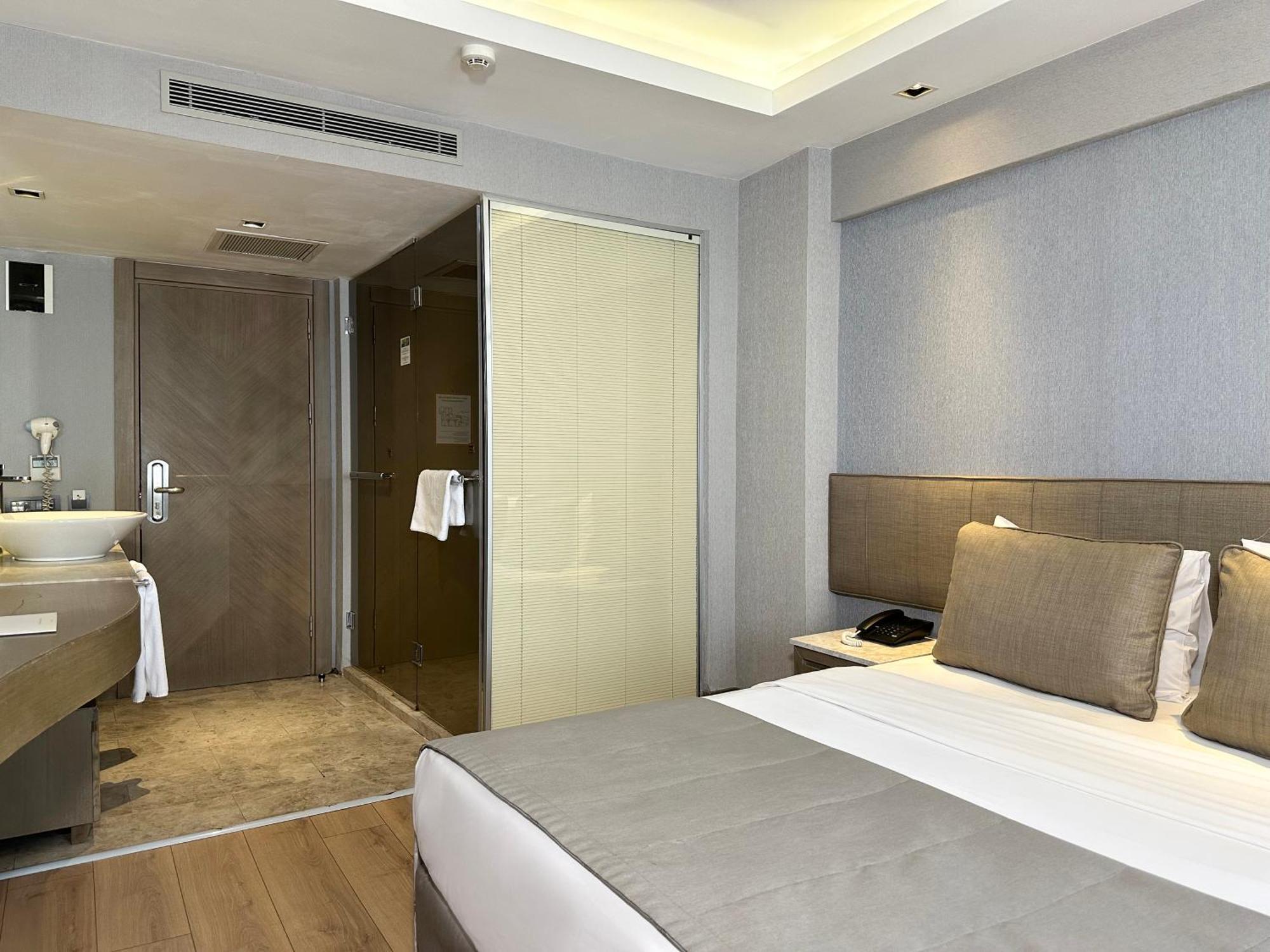 Standard Single Room,1578382073:JPEG