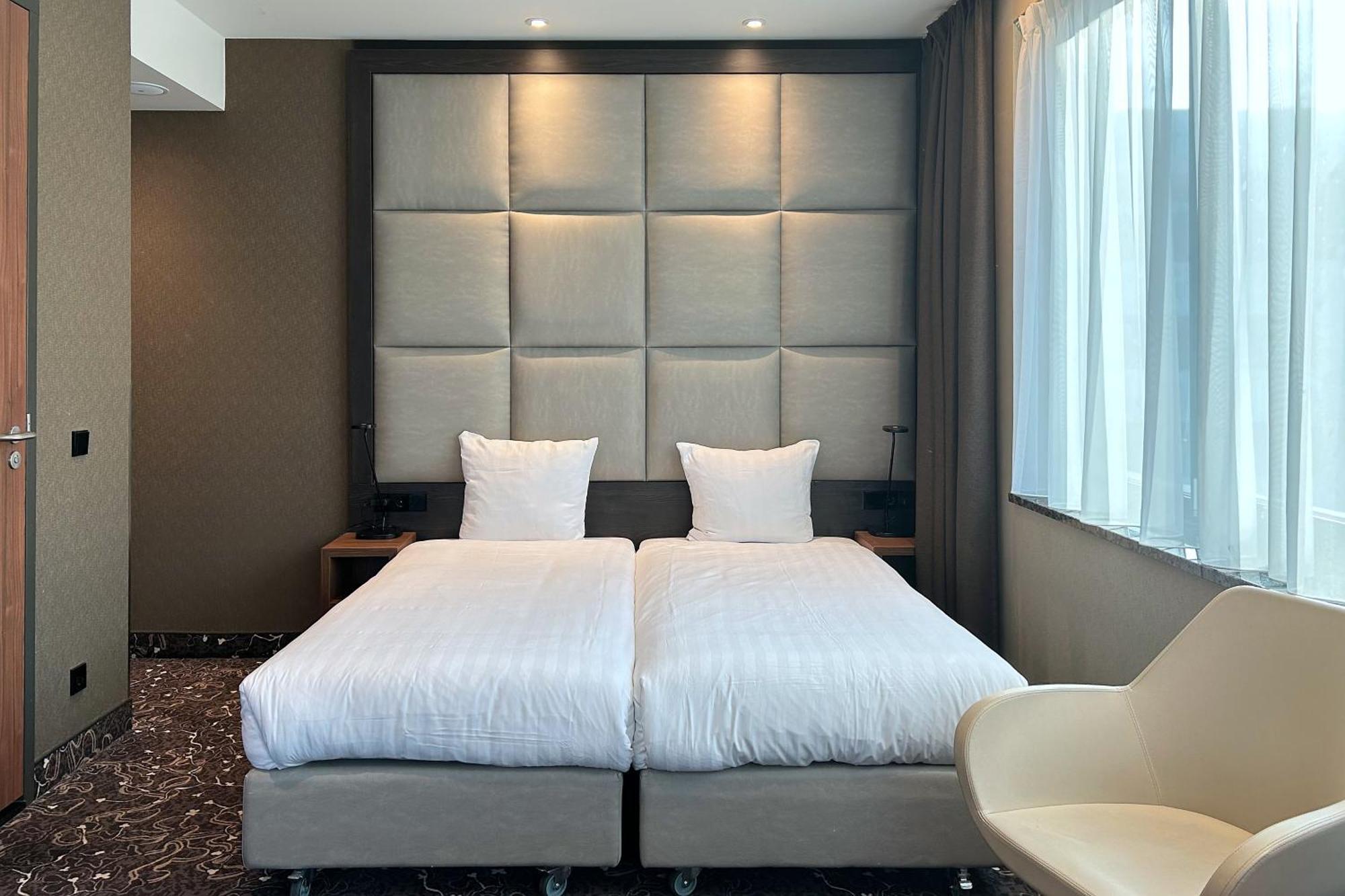 Triple Room,1588310216:JPEG