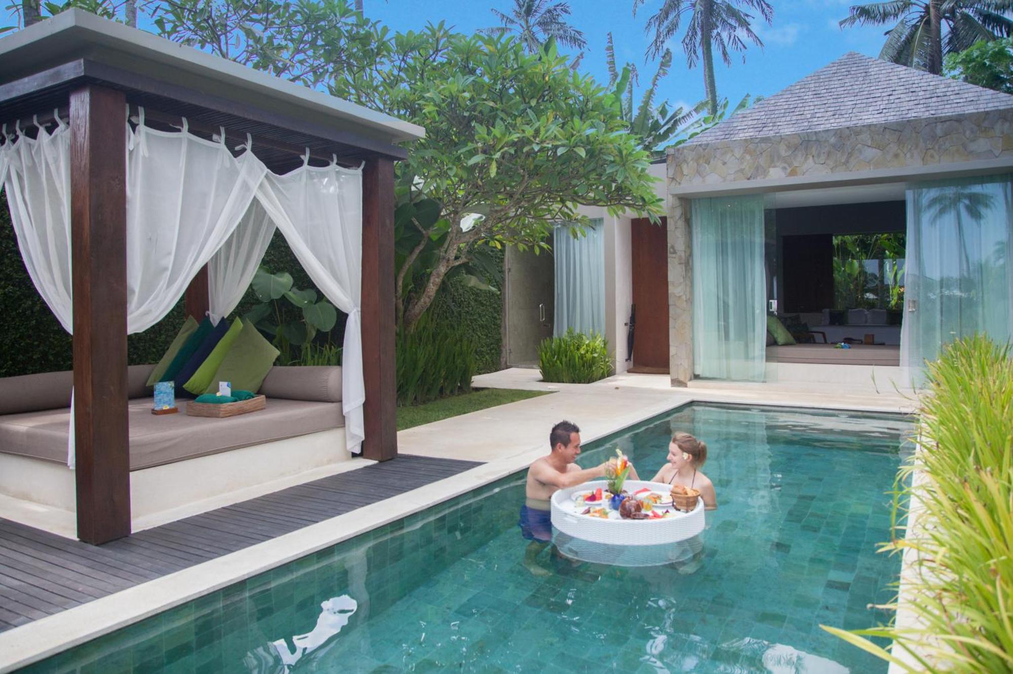 Luxuriöse Poolvilla mit einmaligem schwimmendem Frühstück