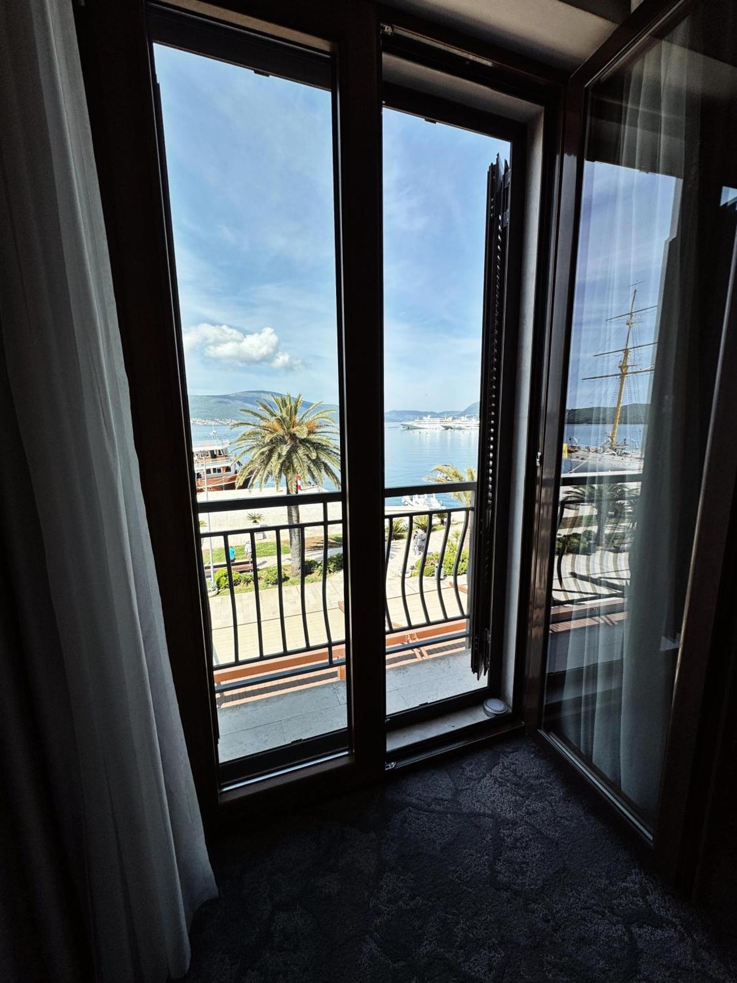 Double or Twin Room - Disability Access,1600567598:JPEG