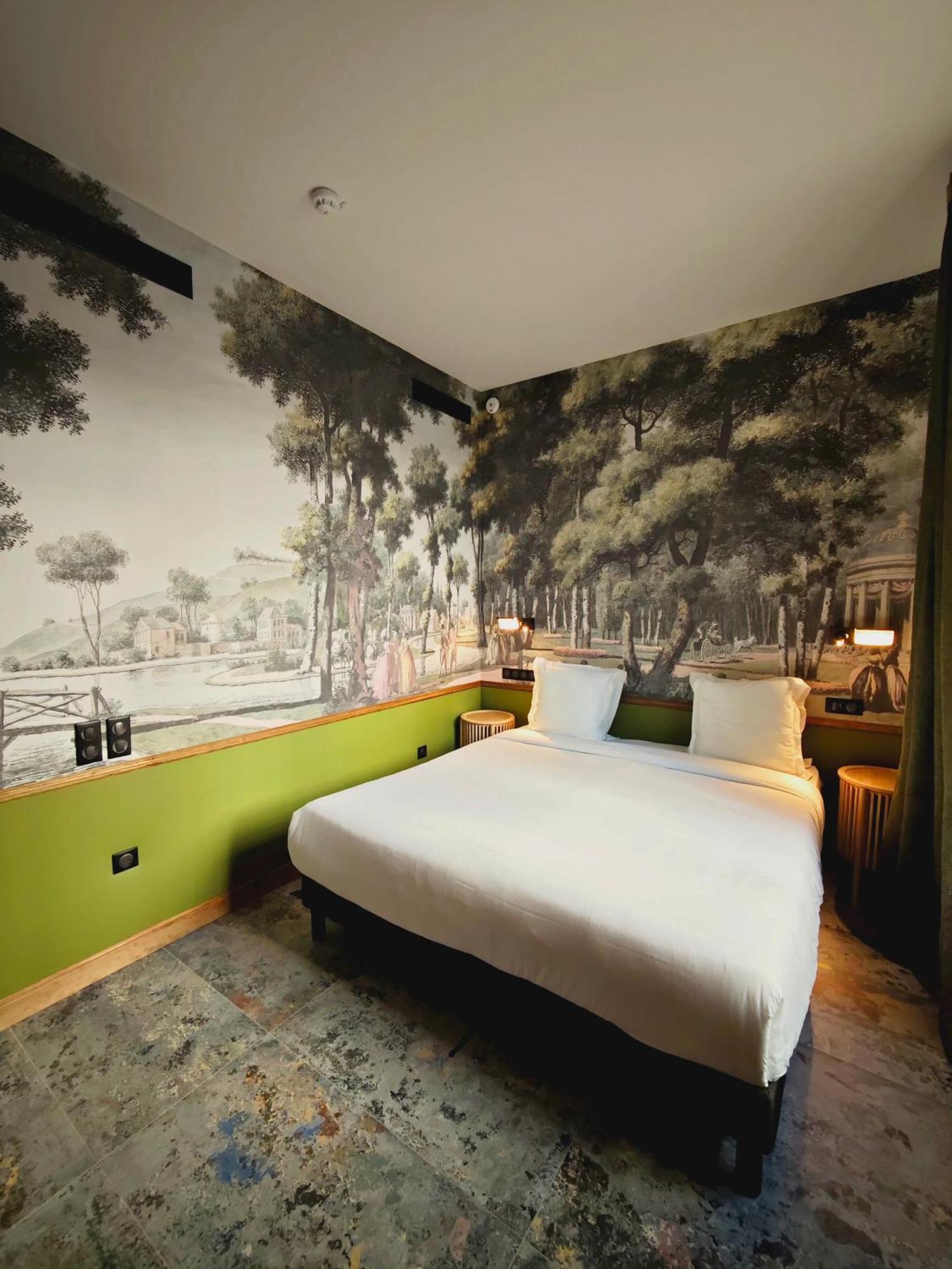 Deluxe Double Room - City Side,1615731972:JPEG