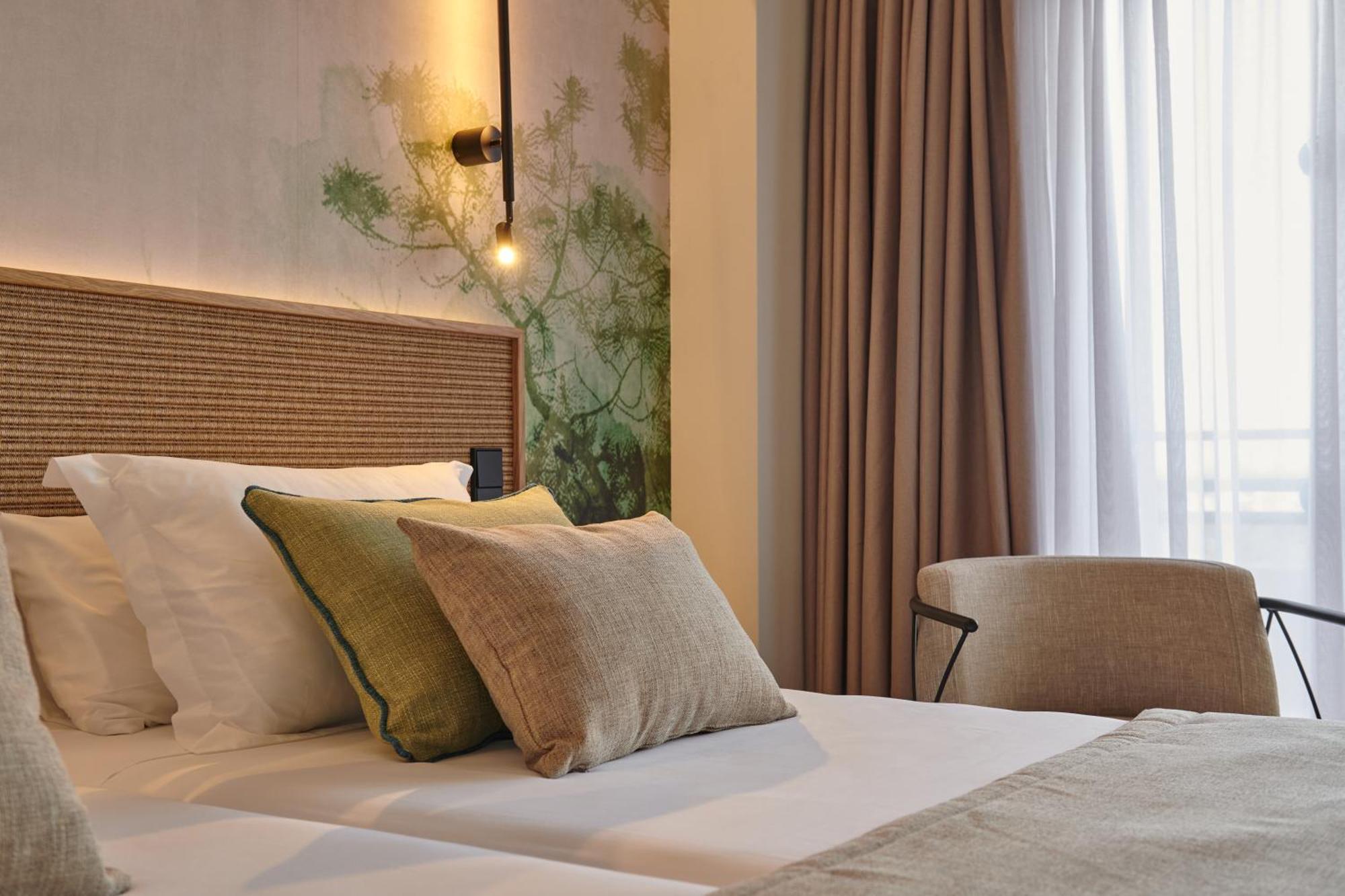 Premium Doppelzimmer mit seitlichem Meerblick (1 Erwachsener)