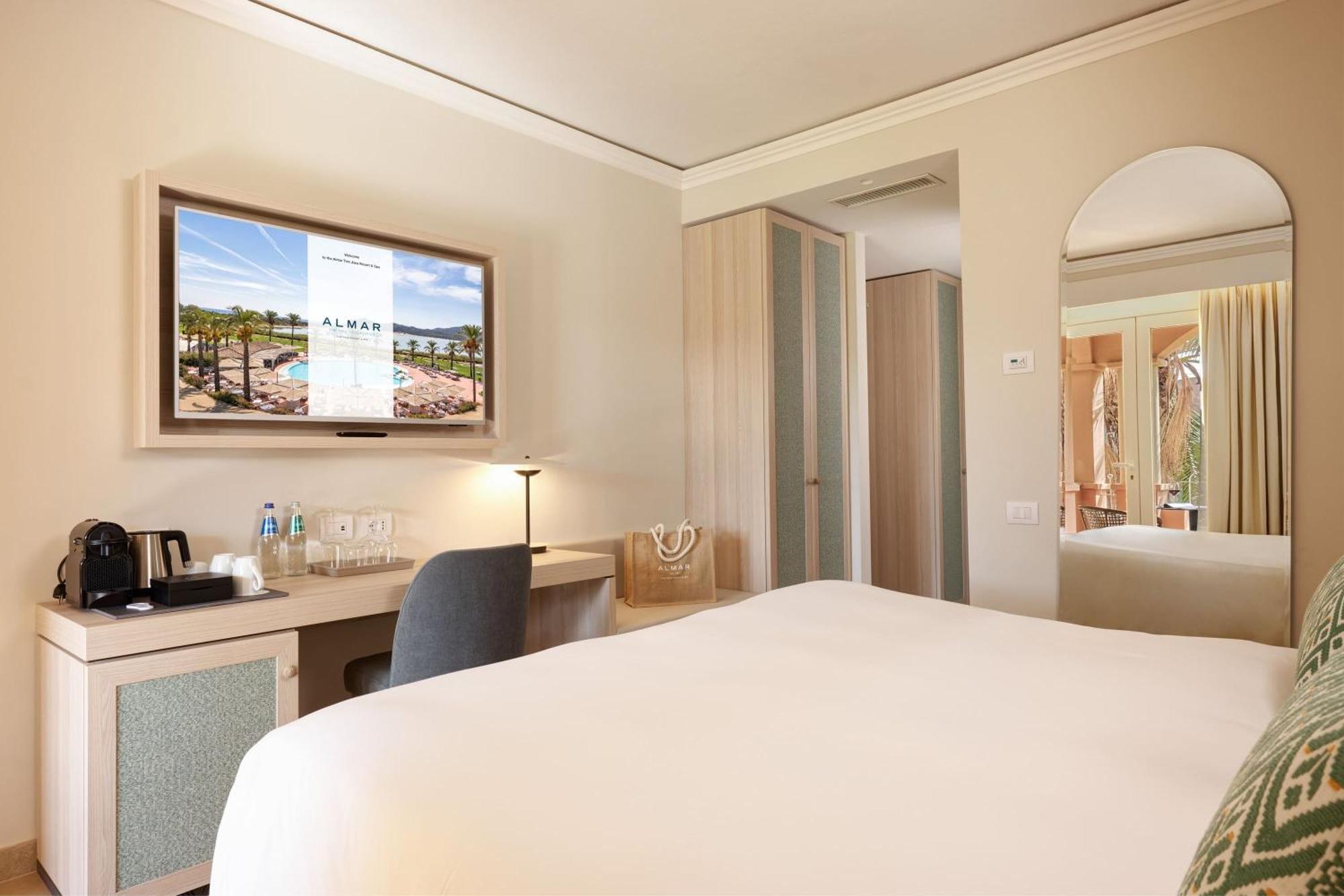 Superior Double Room Garden View
