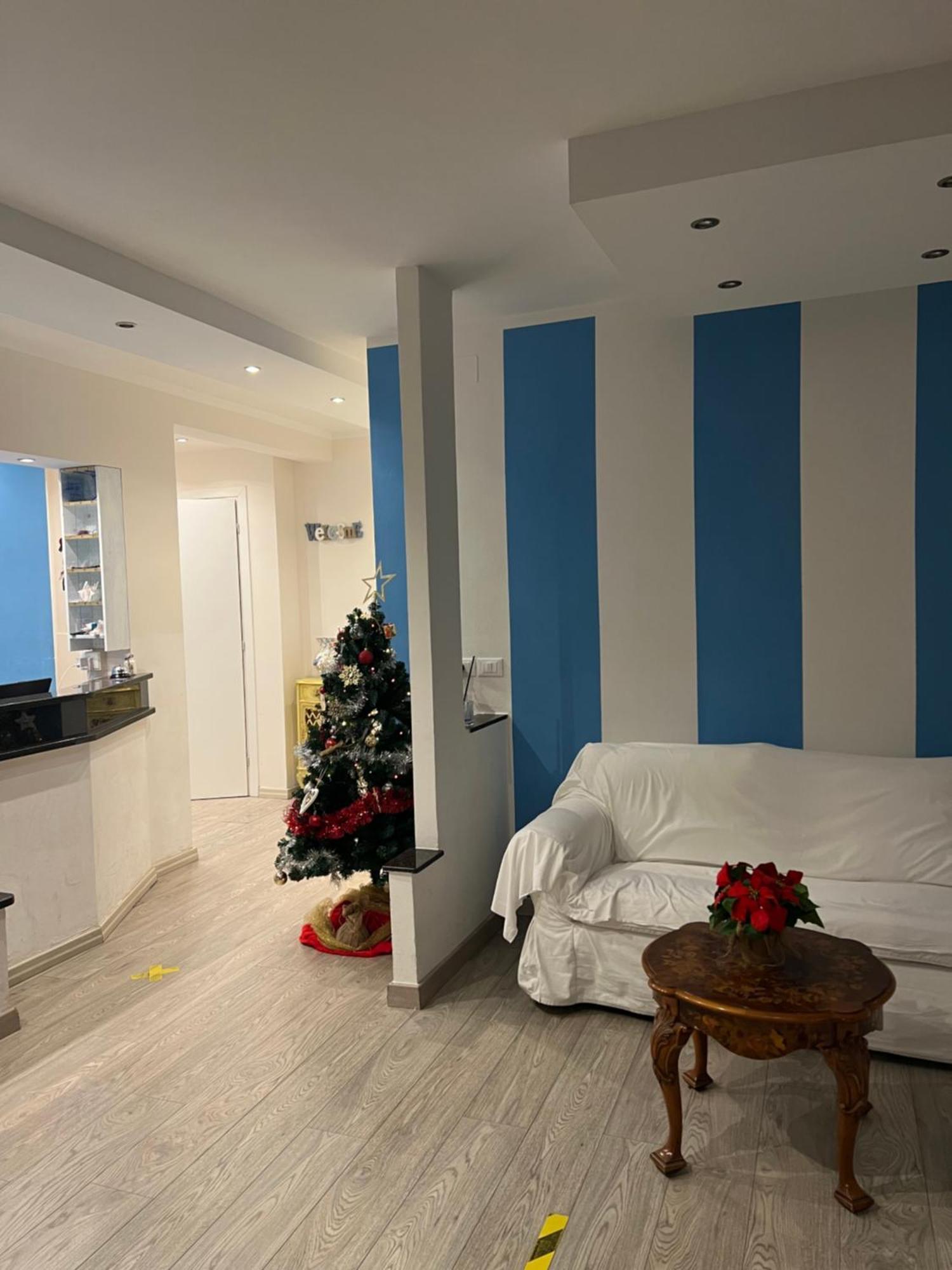 Family Room,1633623420:JPEG