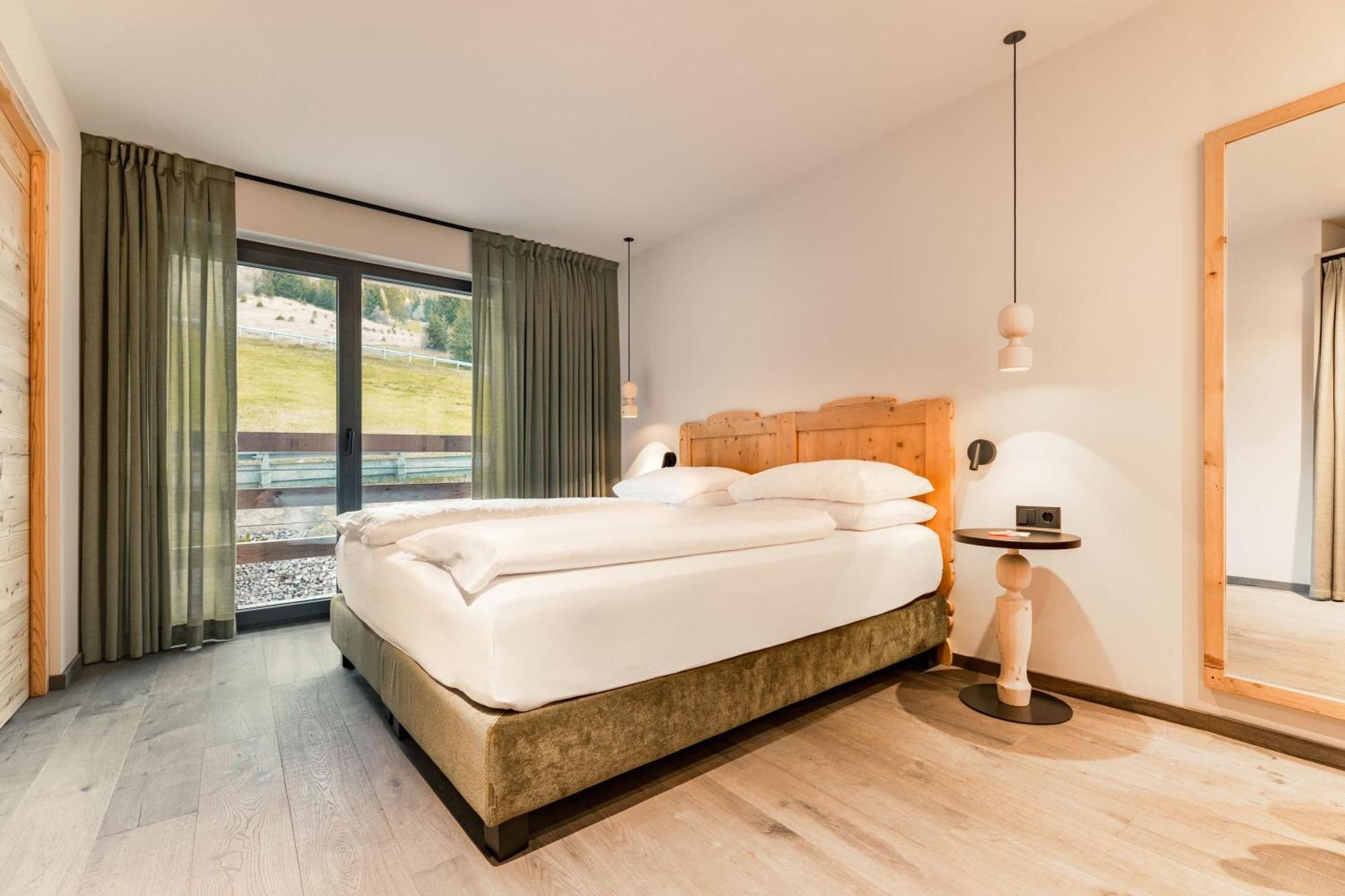 Economy Doppelzimmer mit Blick auf die Straße