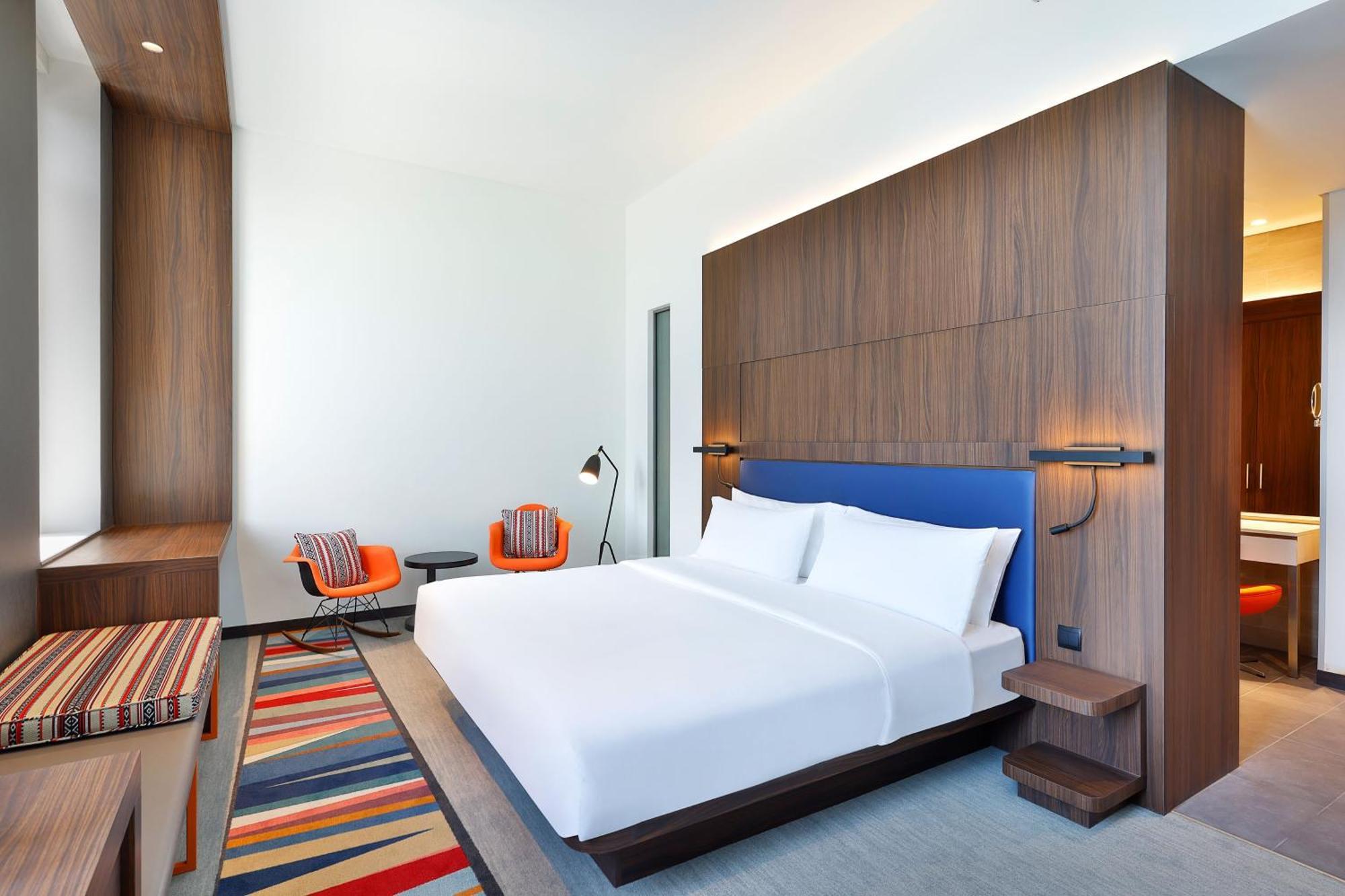 Aloft Zimmer mit Kingsize-Bett