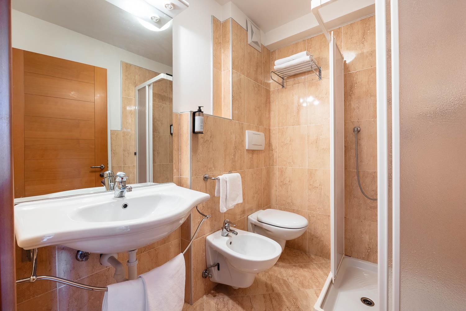 Classic Double Room,1644422243:JPEG