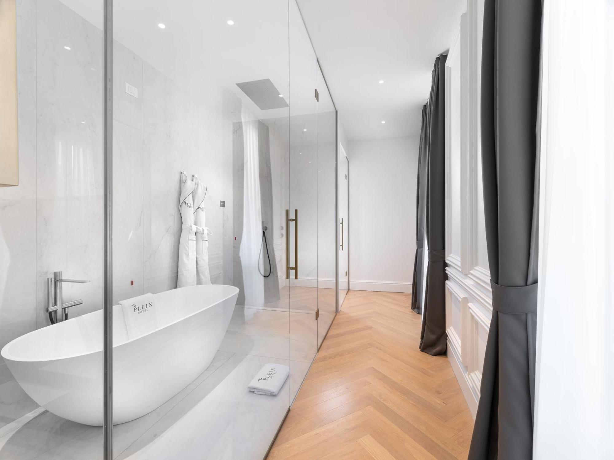 Executive Suite with Terrace,1648746946:JPEG