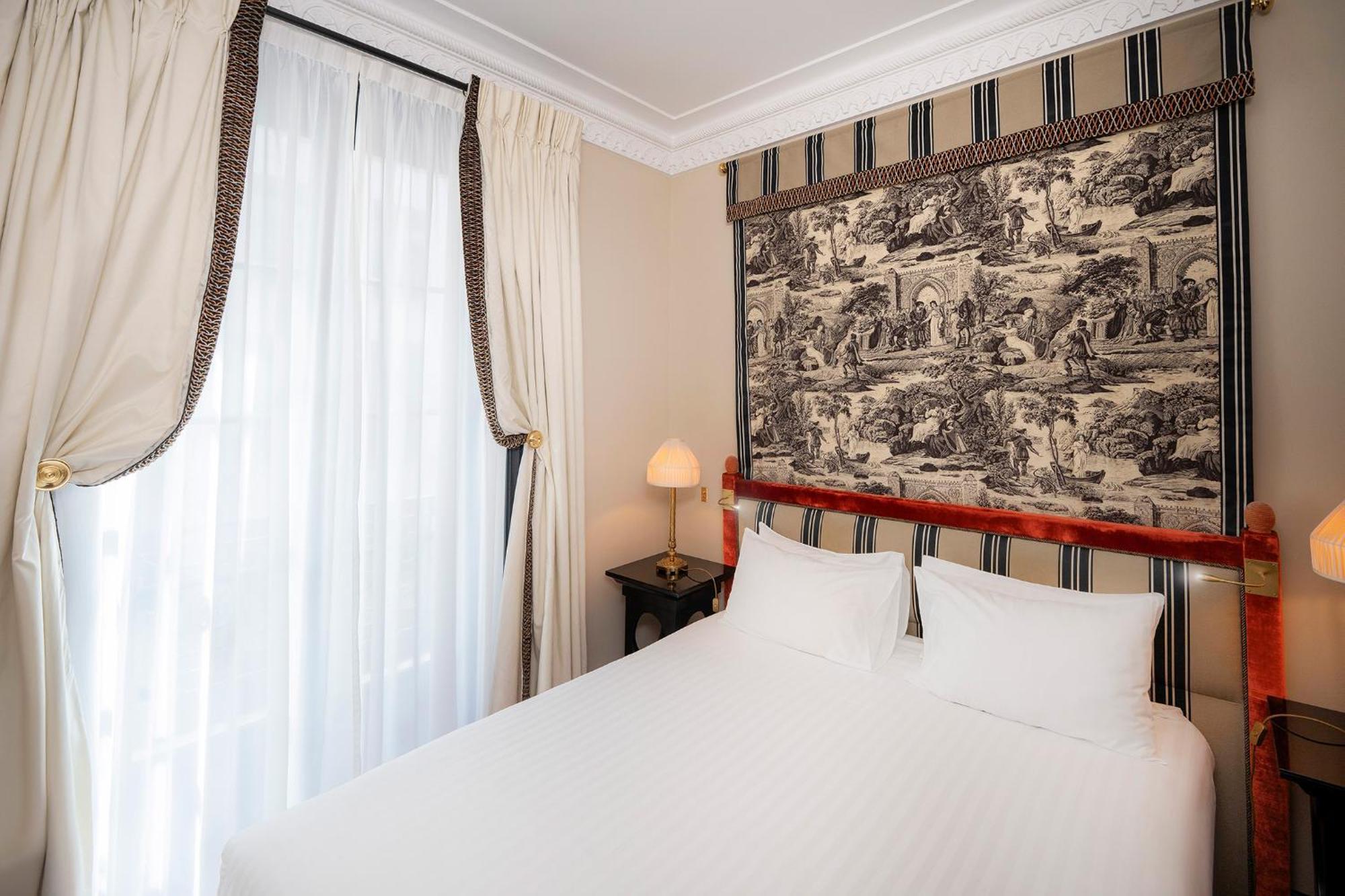 Two Connecting Double Rooms,1649012953:JPEG