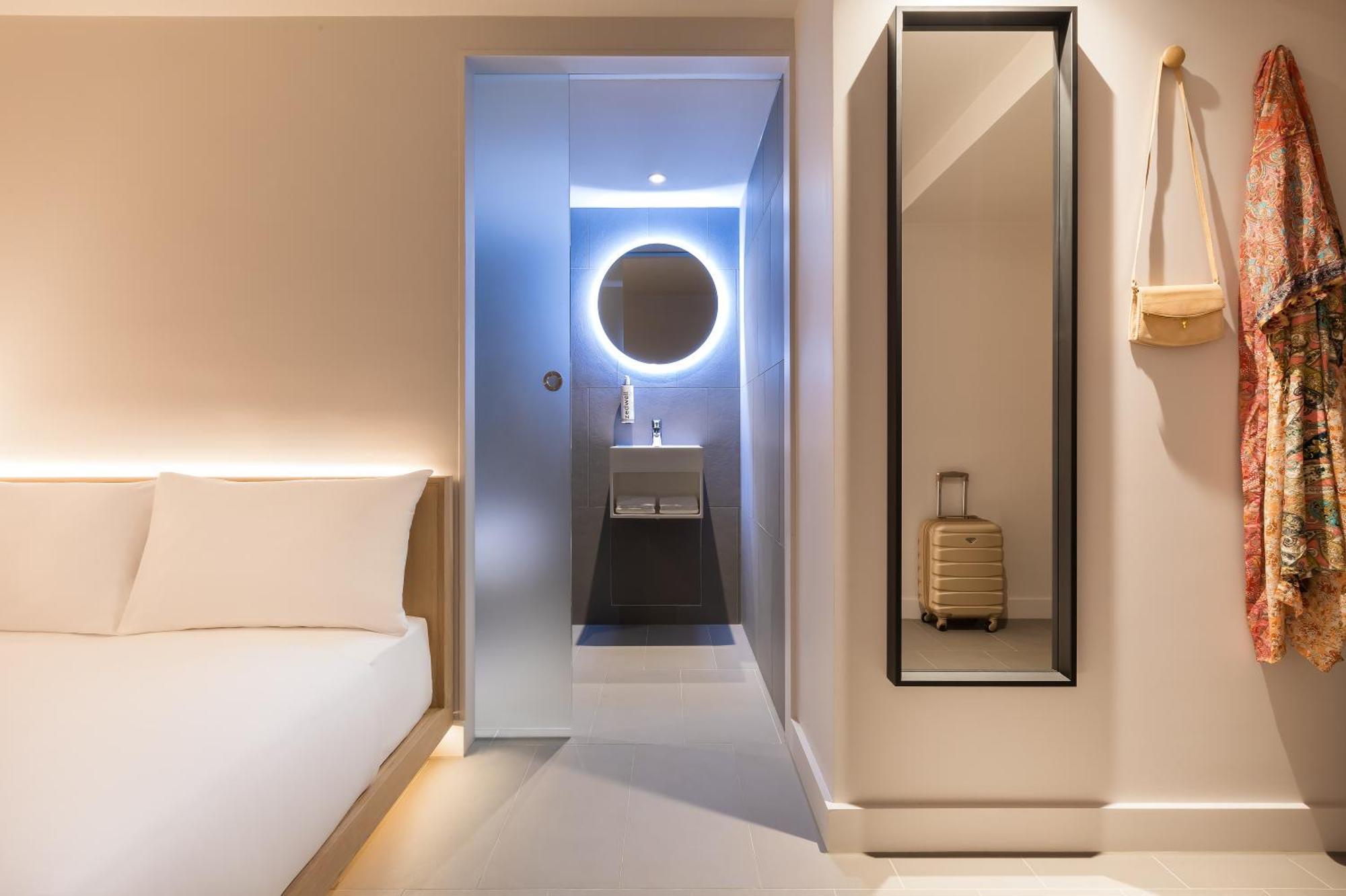 Cocoon Zimmer 2