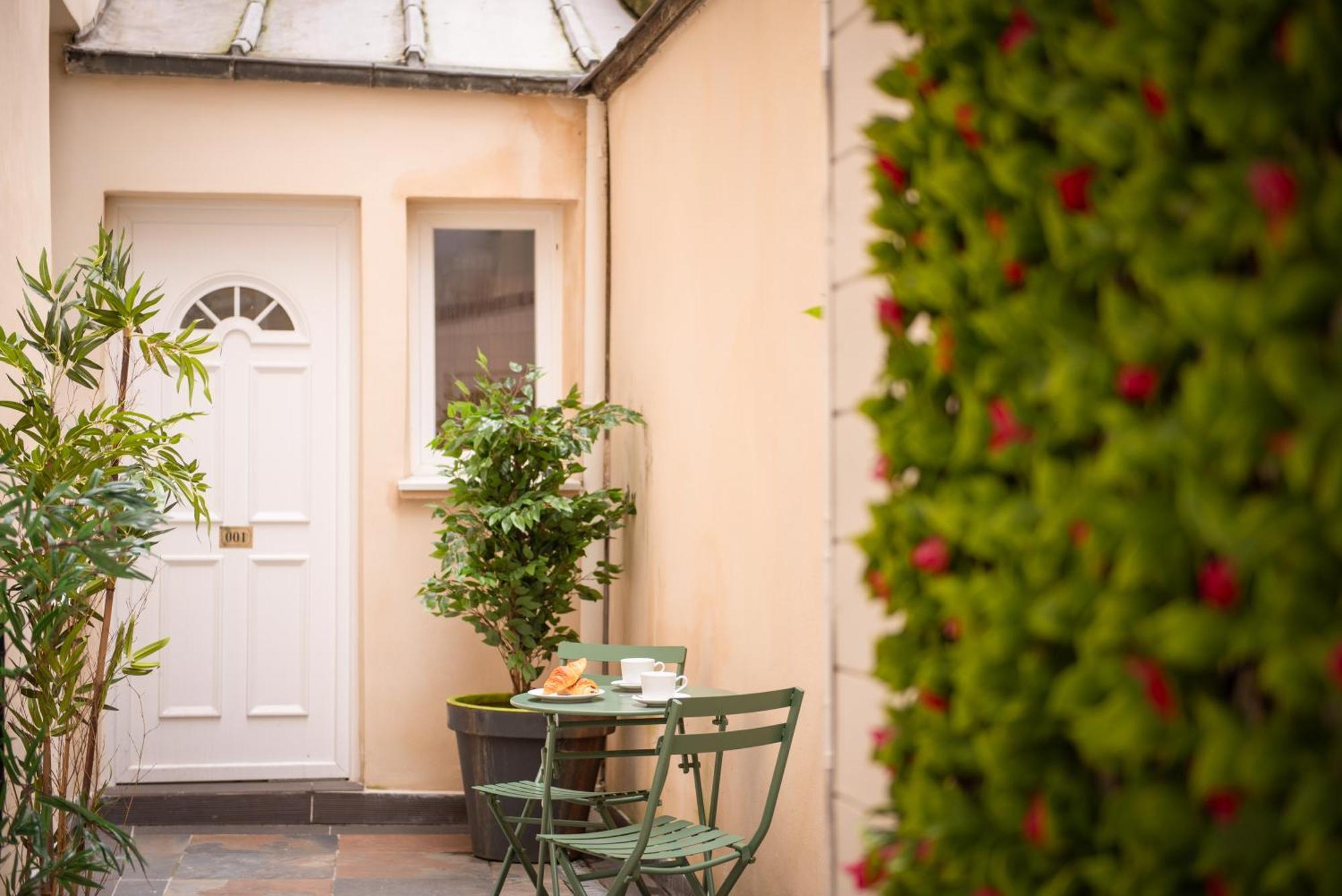 Superior Double Room,1658070031:JPEG