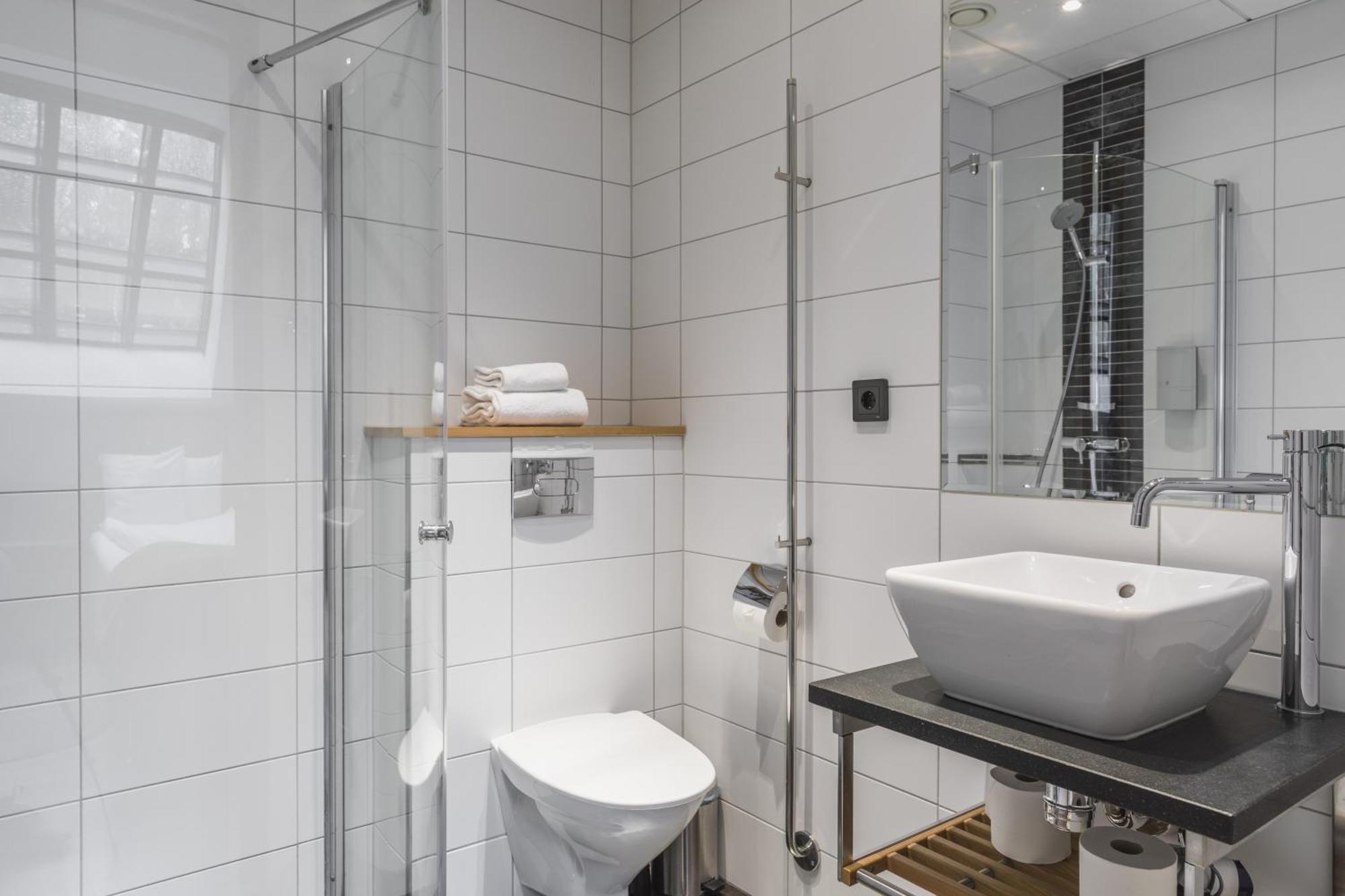 Studio,1660300536:JPEG